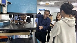 修理超聲波焊接機(jī)：告訴你一個簡單的修理方案