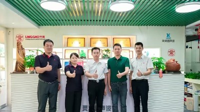 產(chǎn)學(xué)研促發(fā)展，廣科院教師一行蒞臨靈科超聲波交流